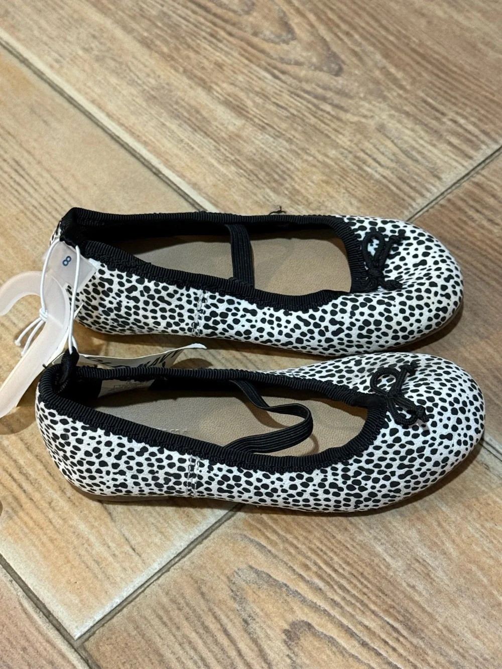 Old Navy Black & White Spot Ballet Flats- New